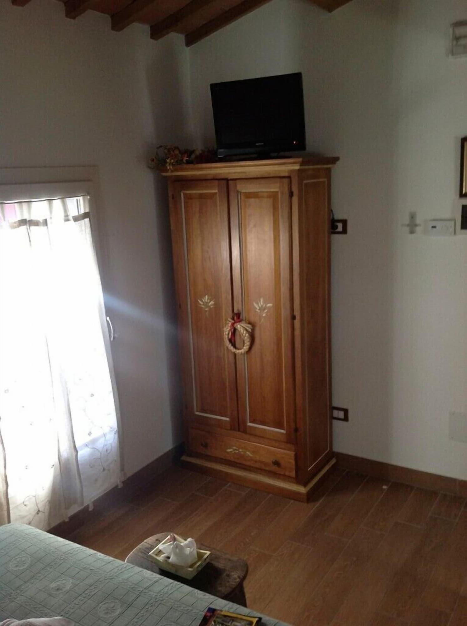 Ai Frutti Di Una Volta Room&Breakfast Ferrara Bagian luar foto